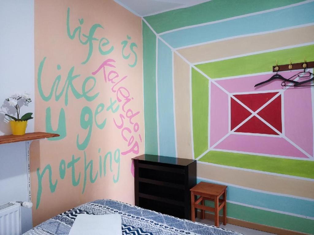 Cozy Rooms With Share The Bathroom And Kitchen Брюссель Екстер'єр фото